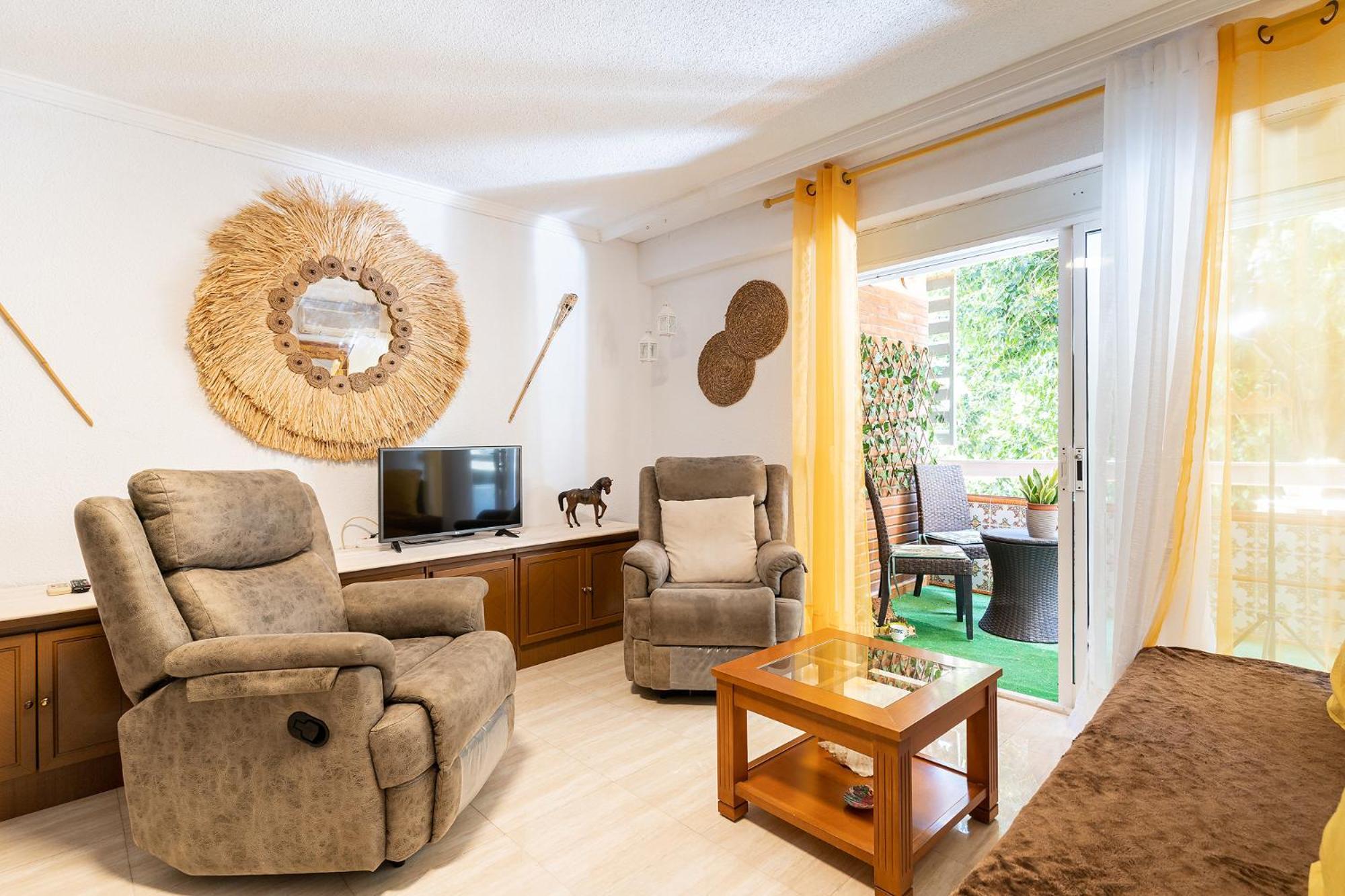 Blonzu Tailandia Apartment Торемолинос Екстериор снимка